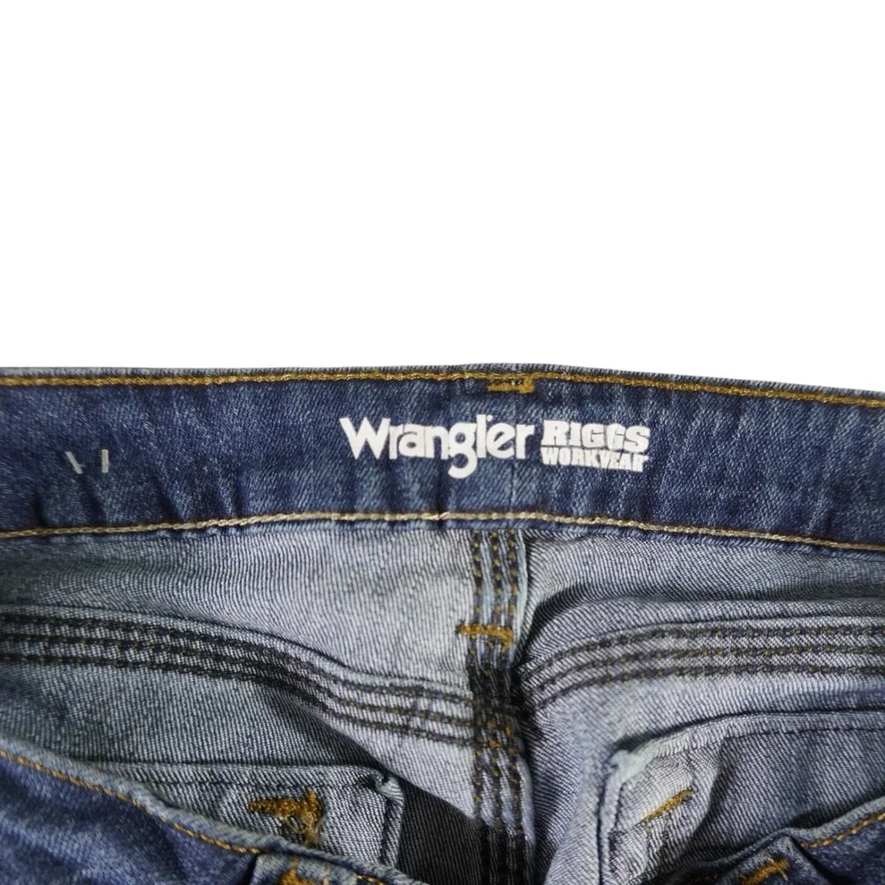 Boys Wrangler Riggs Workwear Strong Jeans Size 8x32 Dark Wash Bootcut‎